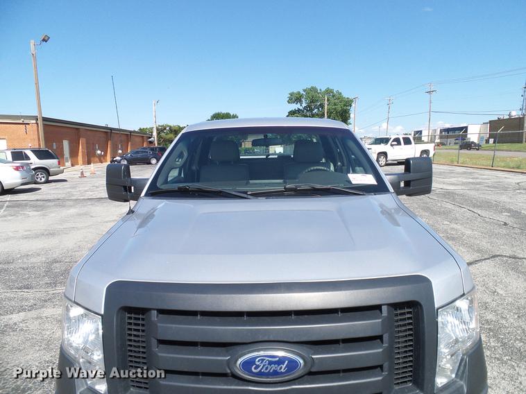 image for item DD8203 2010 Ford F150 SuperCab pickup truck