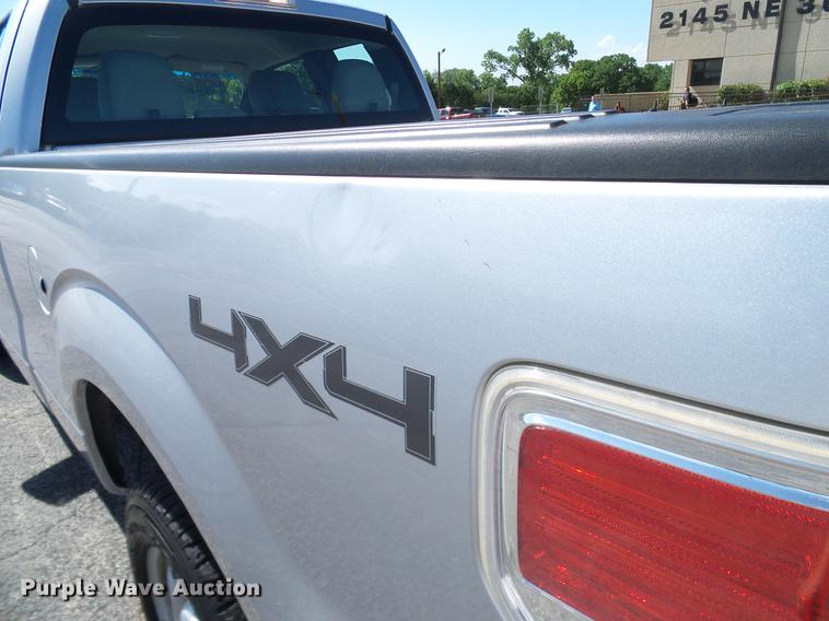 image for item DD8203 2010 Ford F150 SuperCab pickup truck