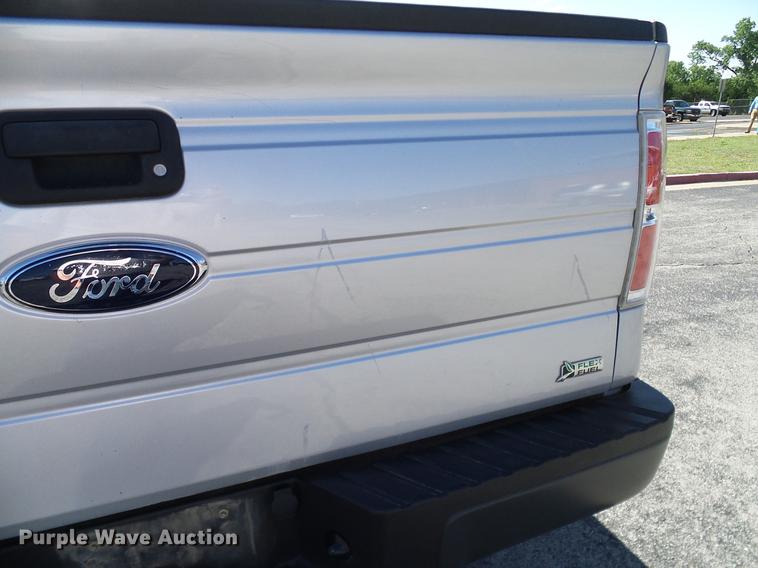 image for item DD8203 2010 Ford F150 SuperCab pickup truck