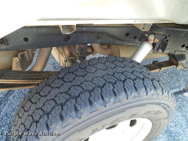 image for item DD8203 2010 Ford F150 SuperCab pickup truck