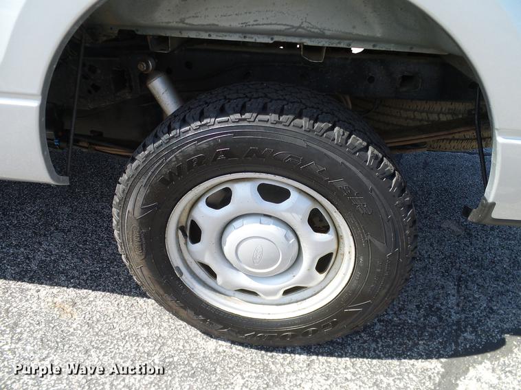 image for item DD8203 2010 Ford F150 SuperCab pickup truck