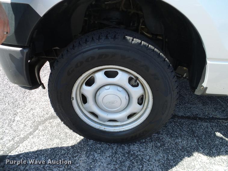 image for item DD8203 2010 Ford F150 SuperCab pickup truck