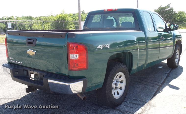 image for item DD8204 2008 Chevrolet Silverado 1500 Ext. Cab pickup truck