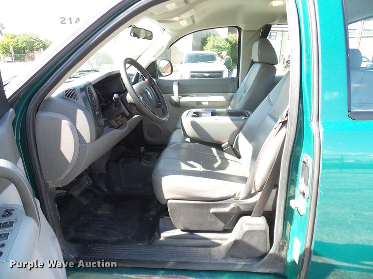 image for item DD8204 2008 Chevrolet Silverado 1500 Ext. Cab pickup truck