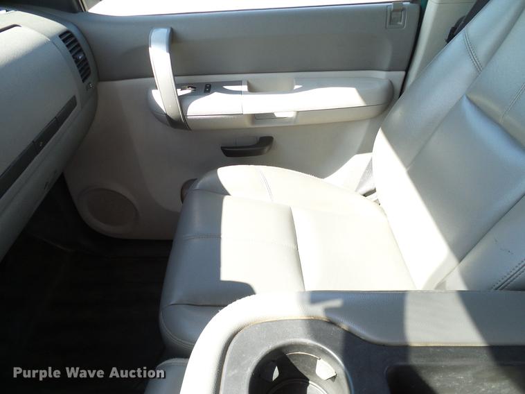 image for item DD8204 2008 Chevrolet Silverado 1500 Ext. Cab pickup truck