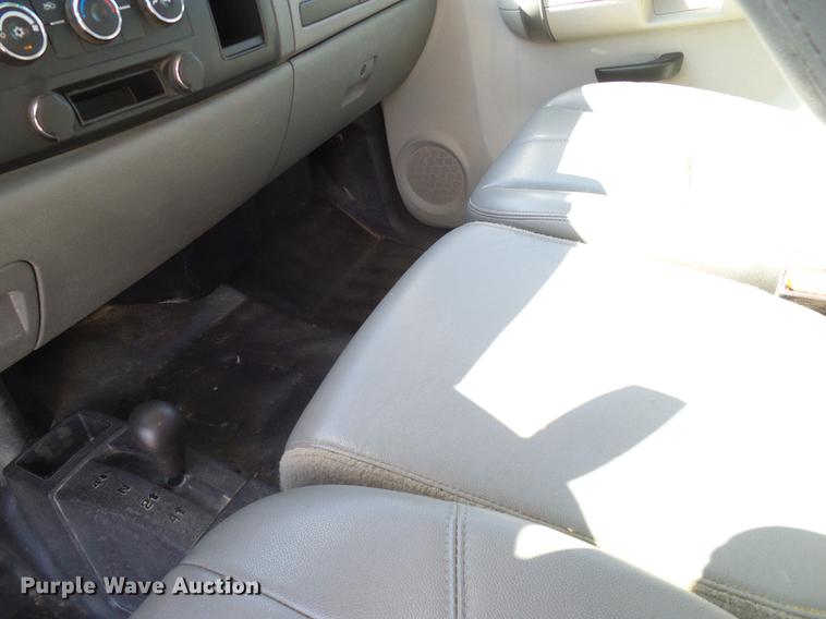 image for item DD8204 2008 Chevrolet Silverado 1500 Ext. Cab pickup truck