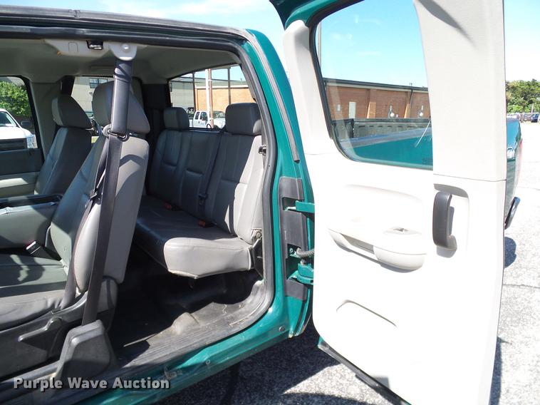 image for item DD8204 2008 Chevrolet Silverado 1500 Ext. Cab pickup truck