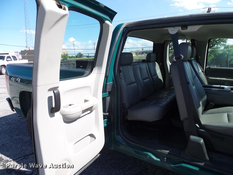 image for item DD8204 2008 Chevrolet Silverado 1500 Ext. Cab pickup truck