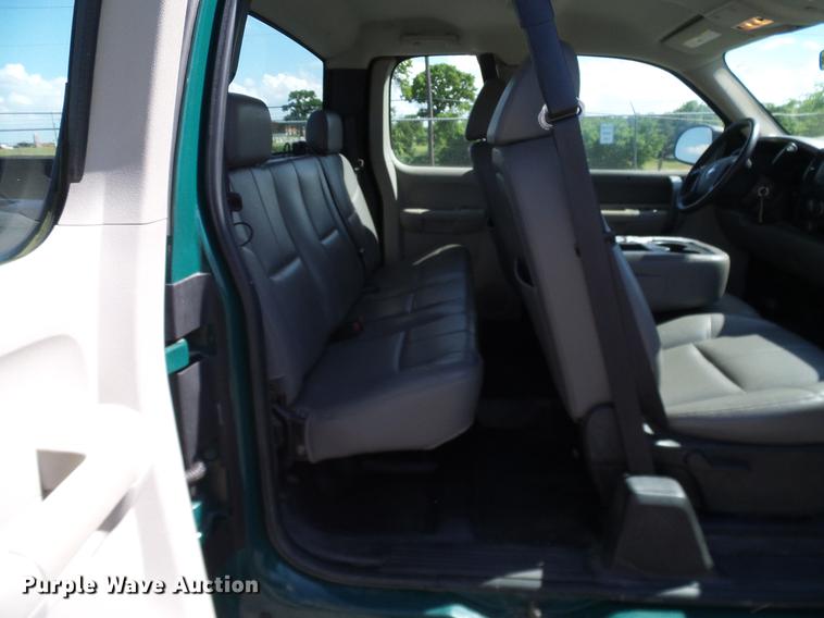 image for item DD8204 2008 Chevrolet Silverado 1500 Ext. Cab pickup truck
