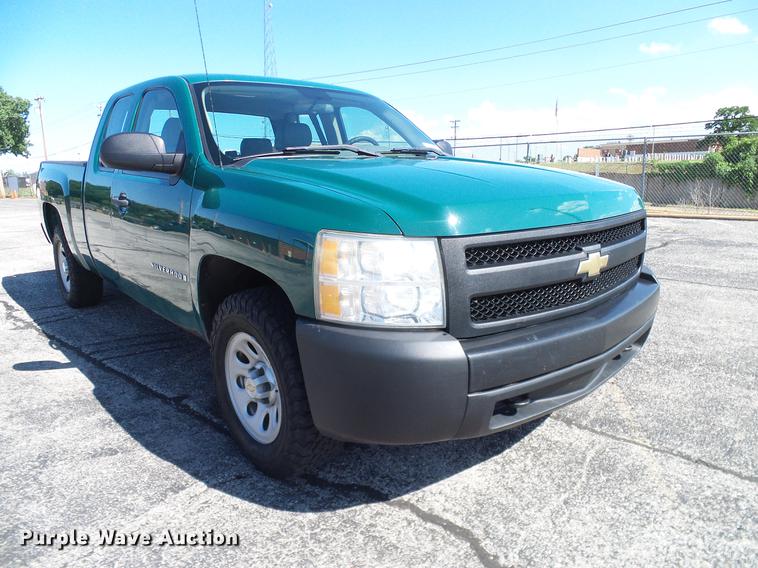 image for item DD8204 2008 Chevrolet Silverado 1500 Ext. Cab pickup truck
