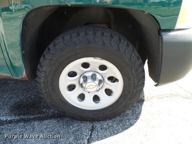 image for item DD8204 2008 Chevrolet Silverado 1500 Ext. Cab pickup truck