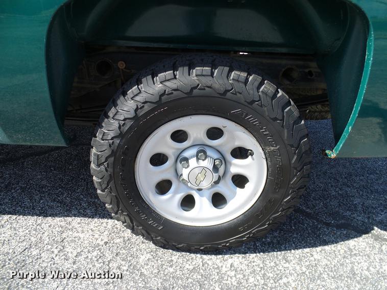 image for item DD8204 2008 Chevrolet Silverado 1500 Ext. Cab pickup truck