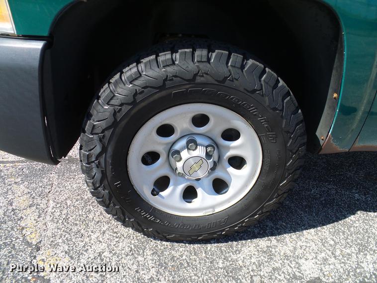 image for item DD8204 2008 Chevrolet Silverado 1500 Ext. Cab pickup truck