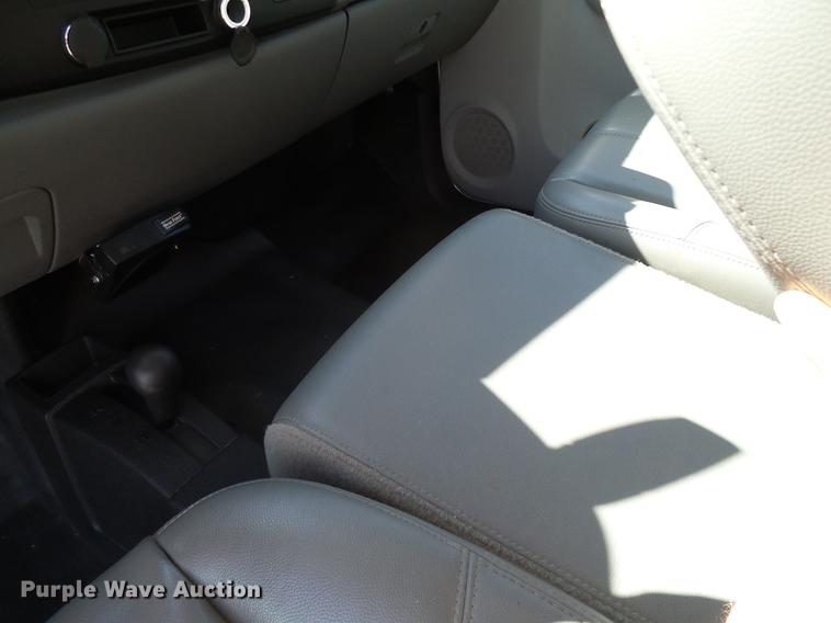 image for item DD8205 2008 Chevrolet Silverado 1500 Ext. Cab pickup truck