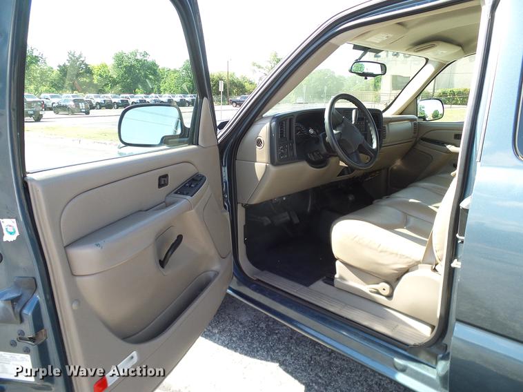 image for item DD8206 2006 Chevrolet Silverado 1500 Ext. Cab pickup truck