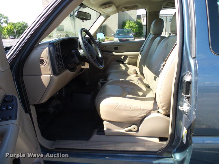 image for item DD8206 2006 Chevrolet Silverado 1500 Ext. Cab pickup truck