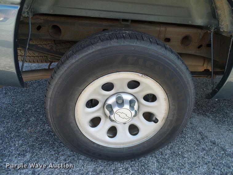 image for item DD8206 2006 Chevrolet Silverado 1500 Ext. Cab pickup truck