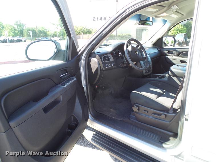 image for item DD8208 2012 Chevrolet Tahoe Police SUV