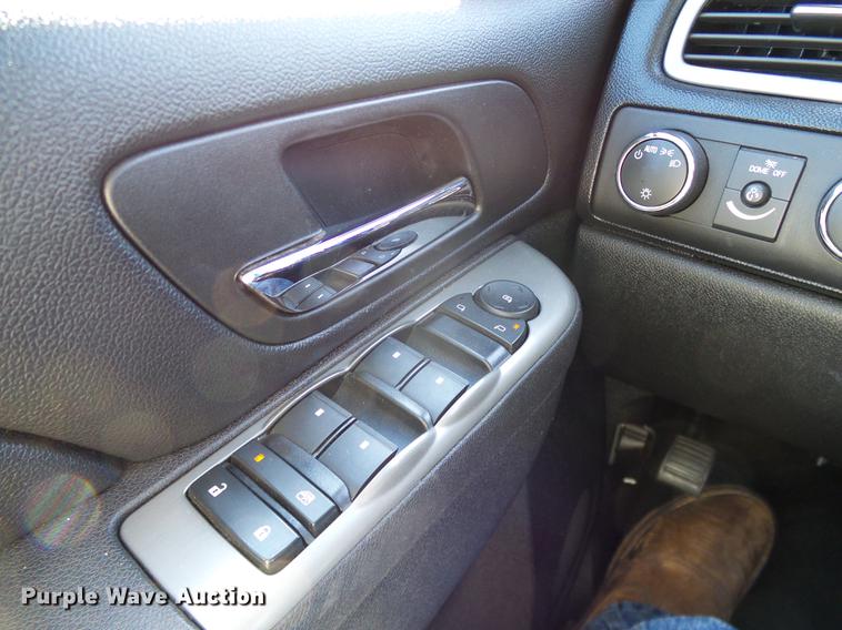 image for item DD8208 2012 Chevrolet Tahoe Police SUV