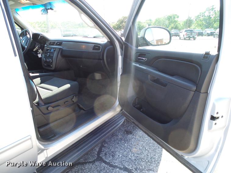 image for item DD8208 2012 Chevrolet Tahoe Police SUV