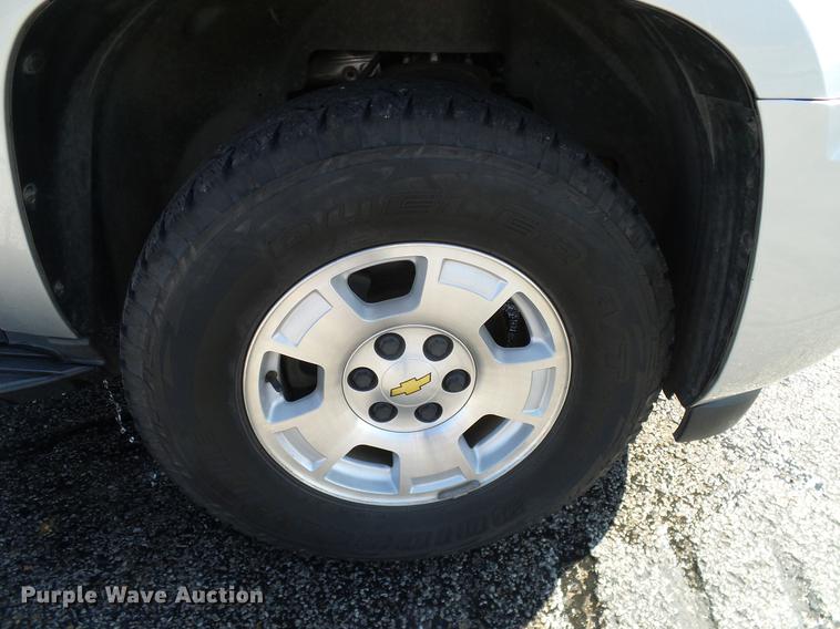 image for item DD8208 2012 Chevrolet Tahoe Police SUV