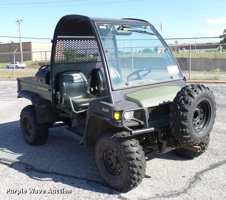 image for item DD8209 2007 John Deere Gator 620i utility vehicle