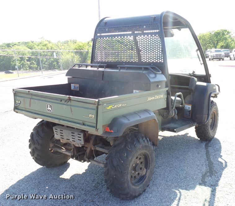 image for item DD8209 2007 John Deere Gator 620i utility vehicle