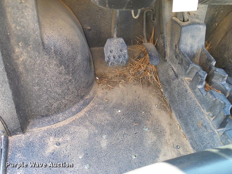 image for item DD8209 2007 John Deere Gator 620i utility vehicle