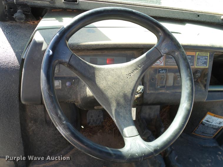image for item DD8209 2007 John Deere Gator 620i utility vehicle