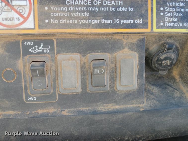 image for item DD8209 2007 John Deere Gator 620i utility vehicle