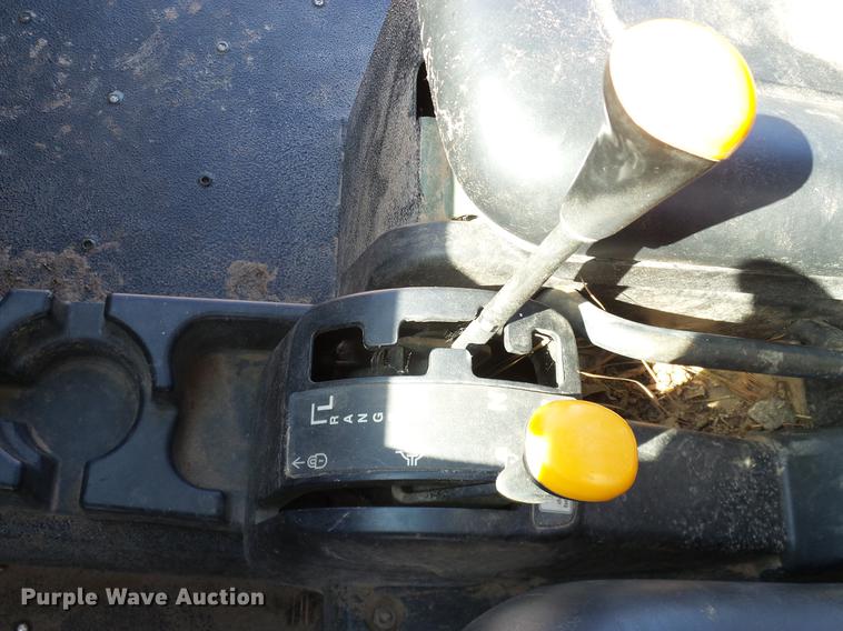 image for item DD8209 2007 John Deere Gator 620i utility vehicle