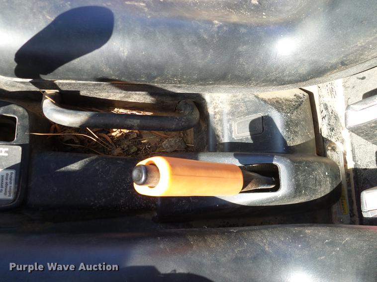 image for item DD8209 2007 John Deere Gator 620i utility vehicle