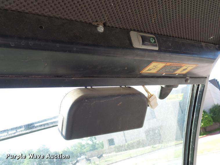 image for item DD8209 2007 John Deere Gator 620i utility vehicle