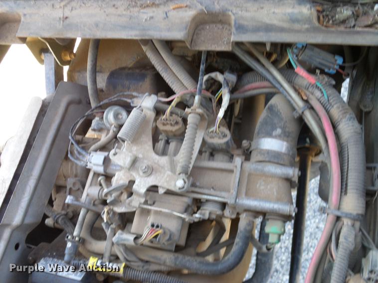 image for item DD8209 2007 John Deere Gator 620i utility vehicle