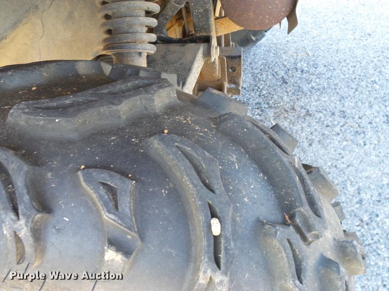 image for item DD8209 2007 John Deere Gator 620i utility vehicle