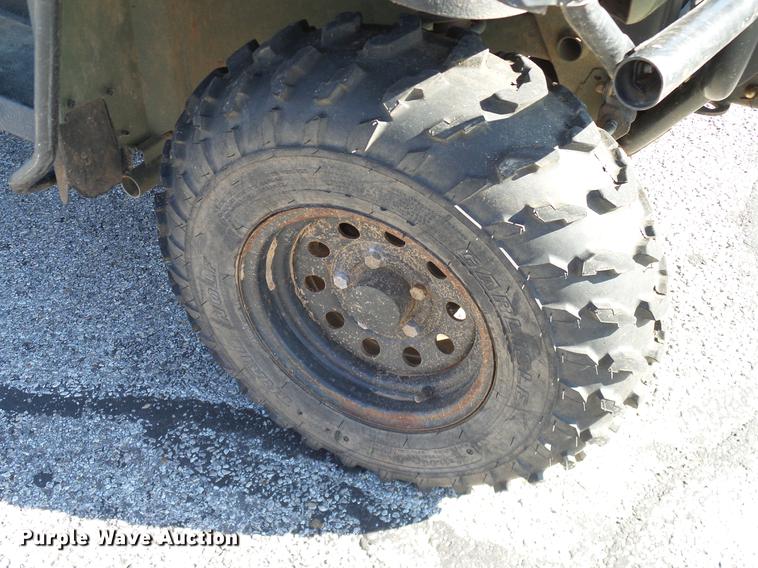 image for item DD8209 2007 John Deere Gator 620i utility vehicle