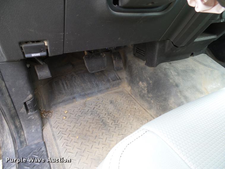 image for item DD8210 2014 Ford F150 SuperCab pickup truck