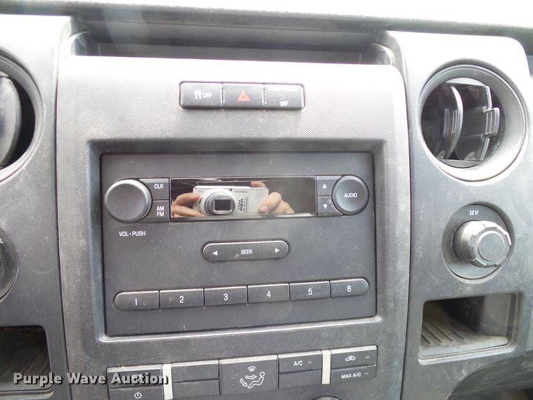 image for item DD8210 2014 Ford F150 SuperCab pickup truck