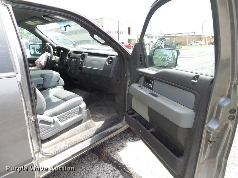 image for item DD8210 2014 Ford F150 SuperCab pickup truck