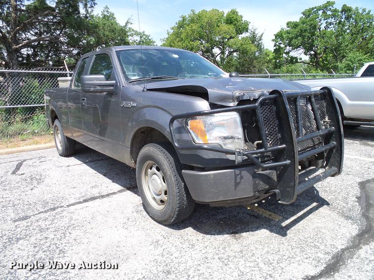 image for item DD8210 2014 Ford F150 SuperCab pickup truck