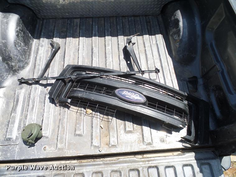 image for item DD8210 2014 Ford F150 SuperCab pickup truck