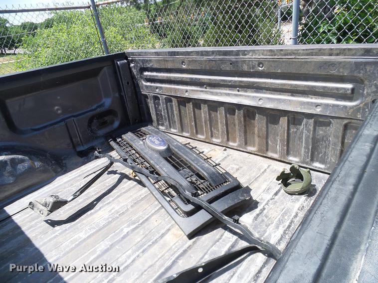 image for item DD8210 2014 Ford F150 SuperCab pickup truck