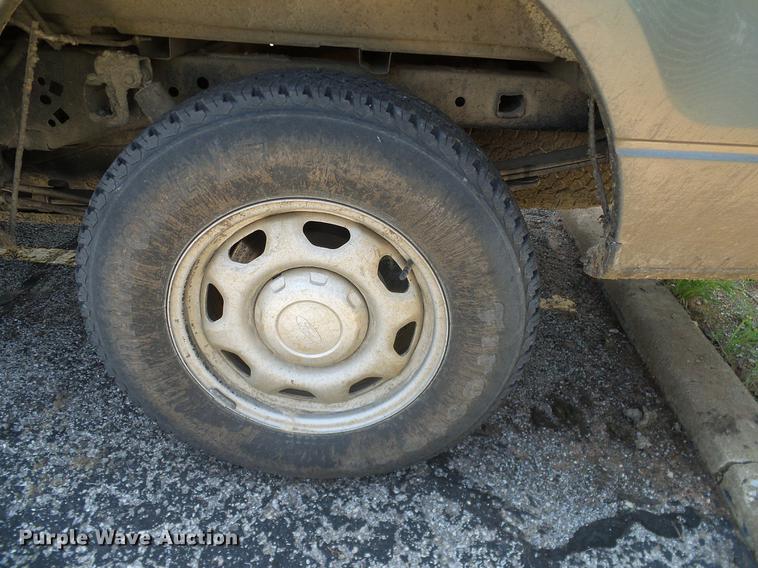 image for item DD8210 2014 Ford F150 SuperCab pickup truck