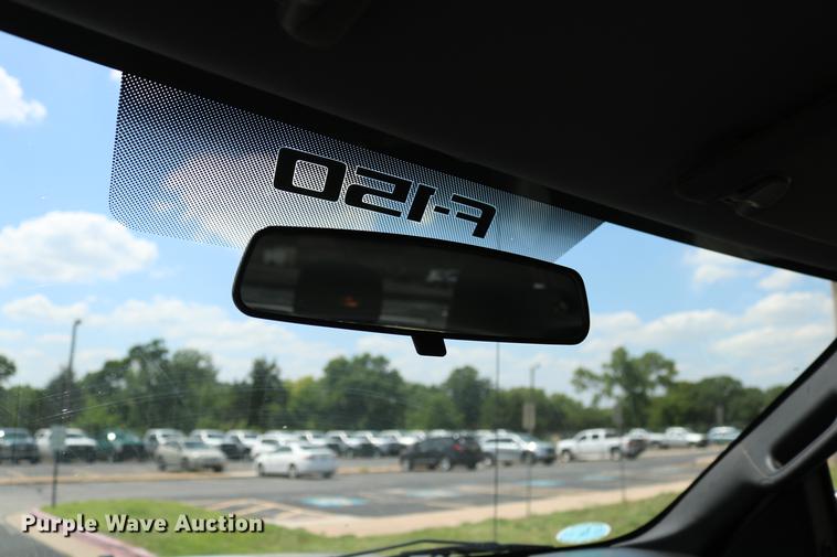 image for item DD8212 2011 Ford F150 SuperCab pickup truck