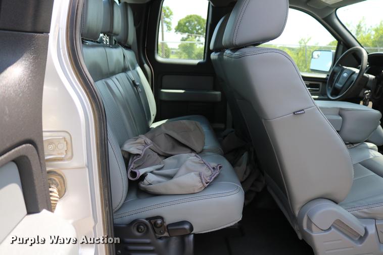 image for item DD8212 2011 Ford F150 SuperCab pickup truck