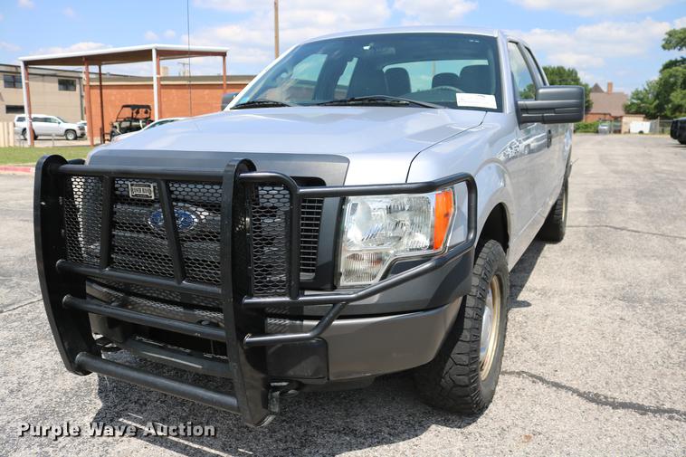 image for item DD8212 2011 Ford F150 SuperCab pickup truck