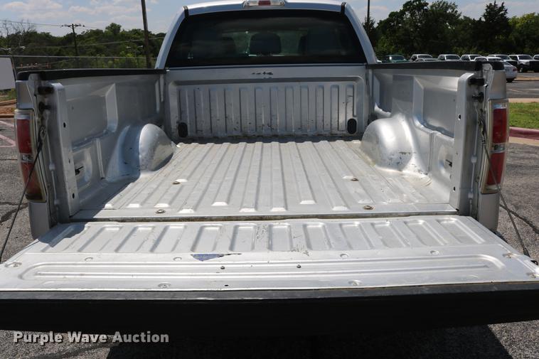 image for item DD8212 2011 Ford F150 SuperCab pickup truck