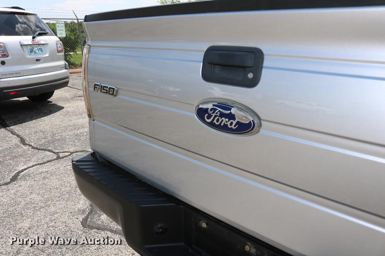 image for item DD8212 2011 Ford F150 SuperCab pickup truck