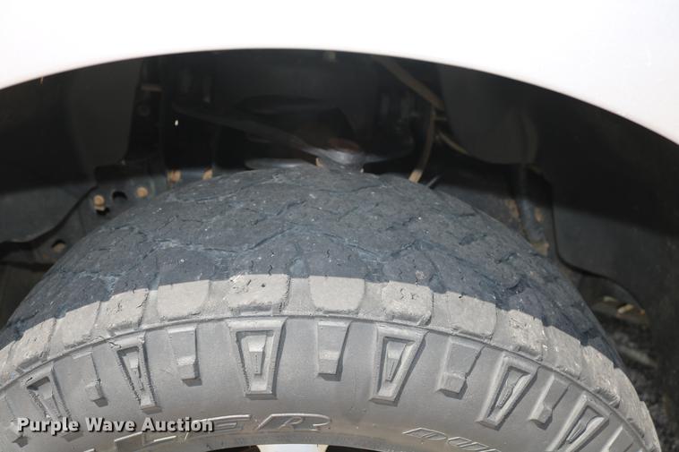 image for item DD8212 2011 Ford F150 SuperCab pickup truck