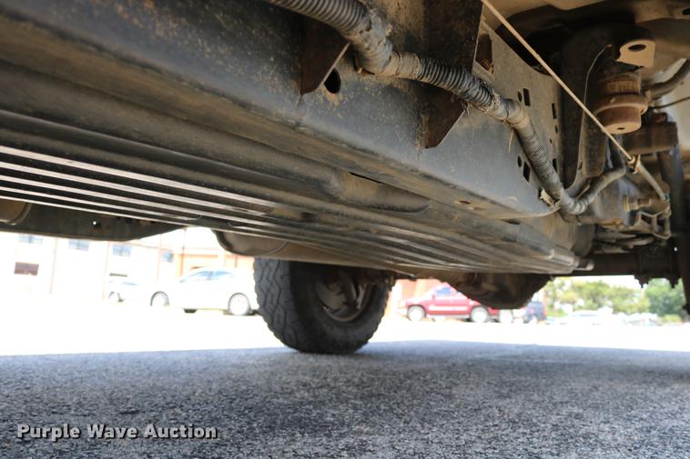 image for item DD8212 2011 Ford F150 SuperCab pickup truck